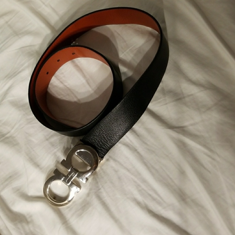 Ferragamo belt authentic!!Two sides use